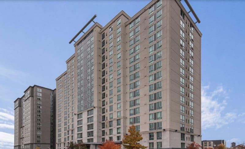 Modern Furnished 3 Bed / 3 Bath Apartment (Summer Sublet)